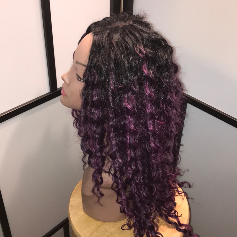 Lace wig - Picture 2 of 5